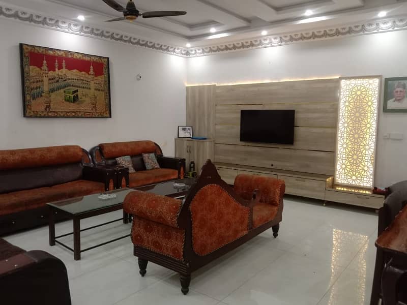 10 Marla 2nd floor for Rent(Shah taj socirty) 0