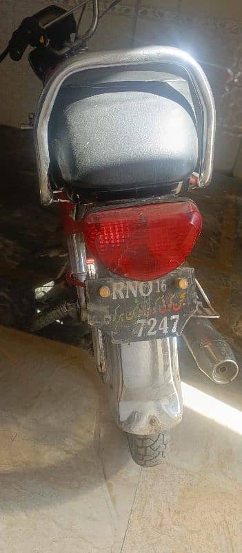 honda CD 70 good condition bike 4