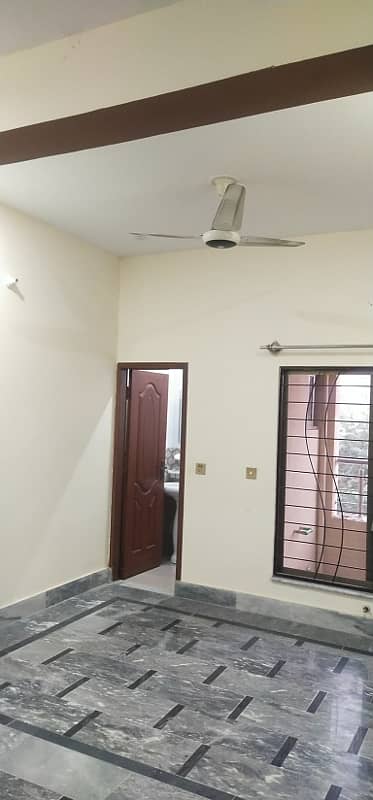 Near Wapda town Punjab university society 5 mrla brand new upper portion for rent 2