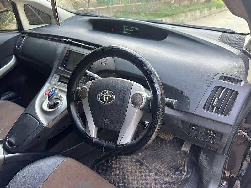 Toyota Prius 2013 15