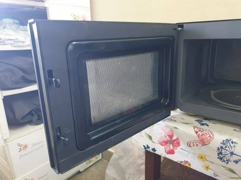 PEL Microwave oven 4