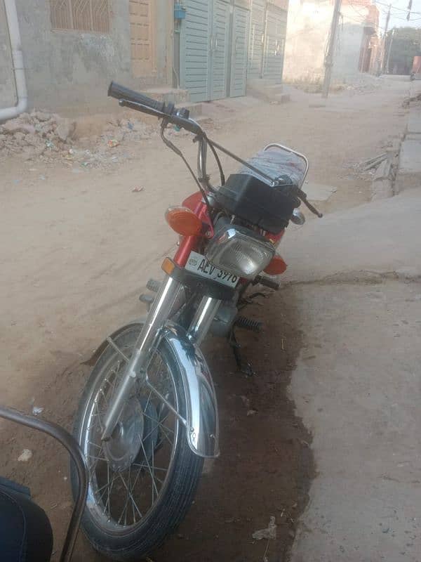 Honda 125cc 8