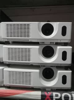 HD PROJECTOR FOR SELL