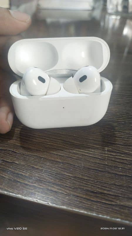 Earbuds copy 2