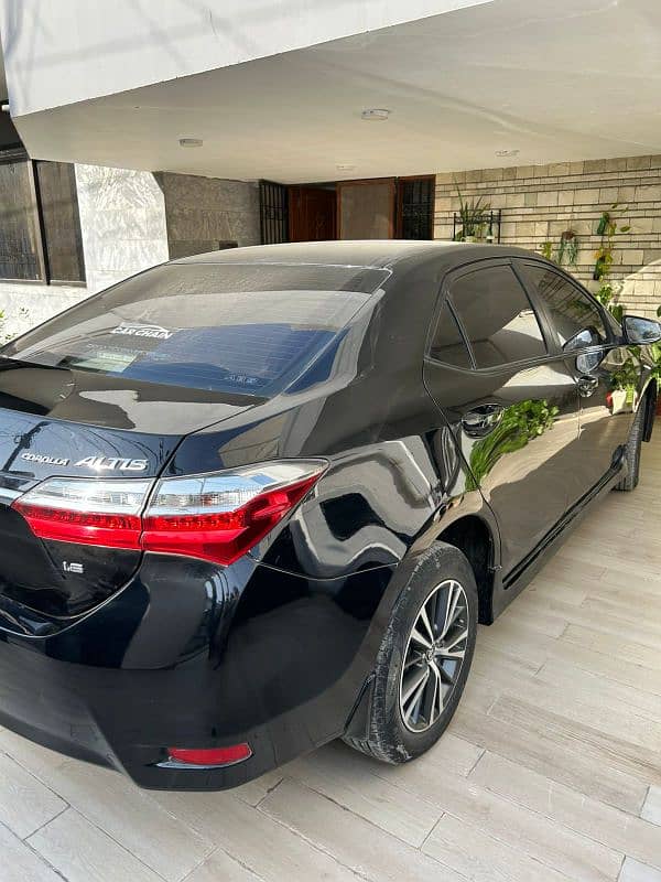 Toyota Corolla Altis 2019 11