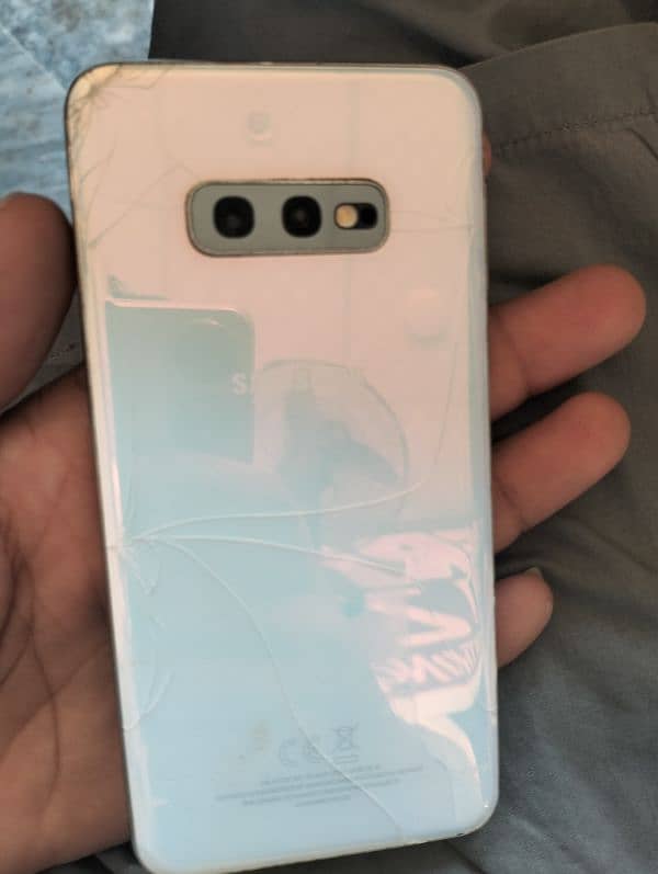 samsung s10e 6gb 128gb pta aprovd 1