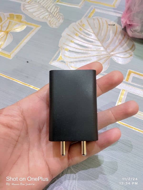 Asus 30w PD Charger 2