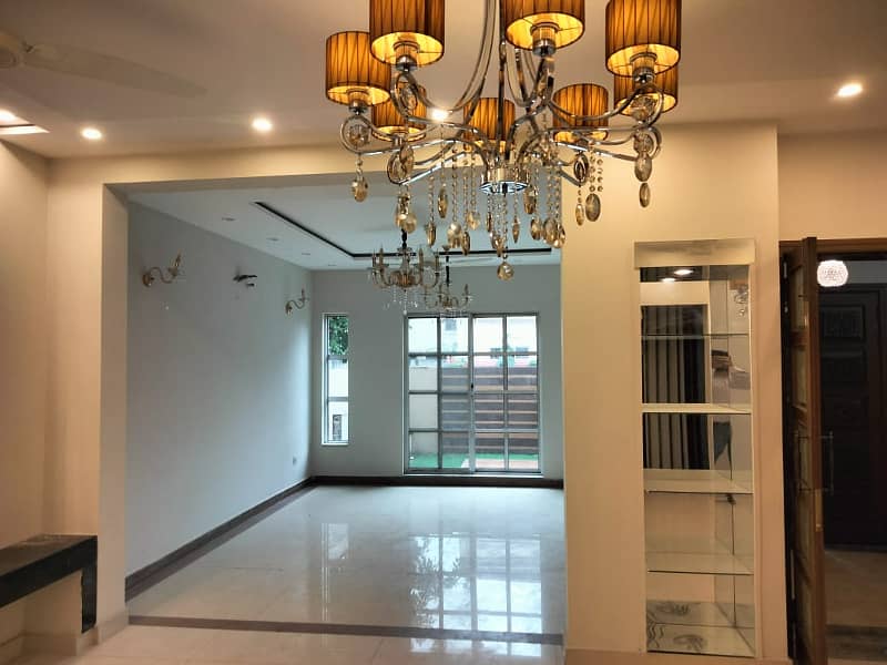 10 Marla House Sui Gas Available For Rent In Iris Block Sector C Bahria Town Lahore 1