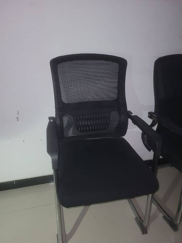 complete office furniture available 5