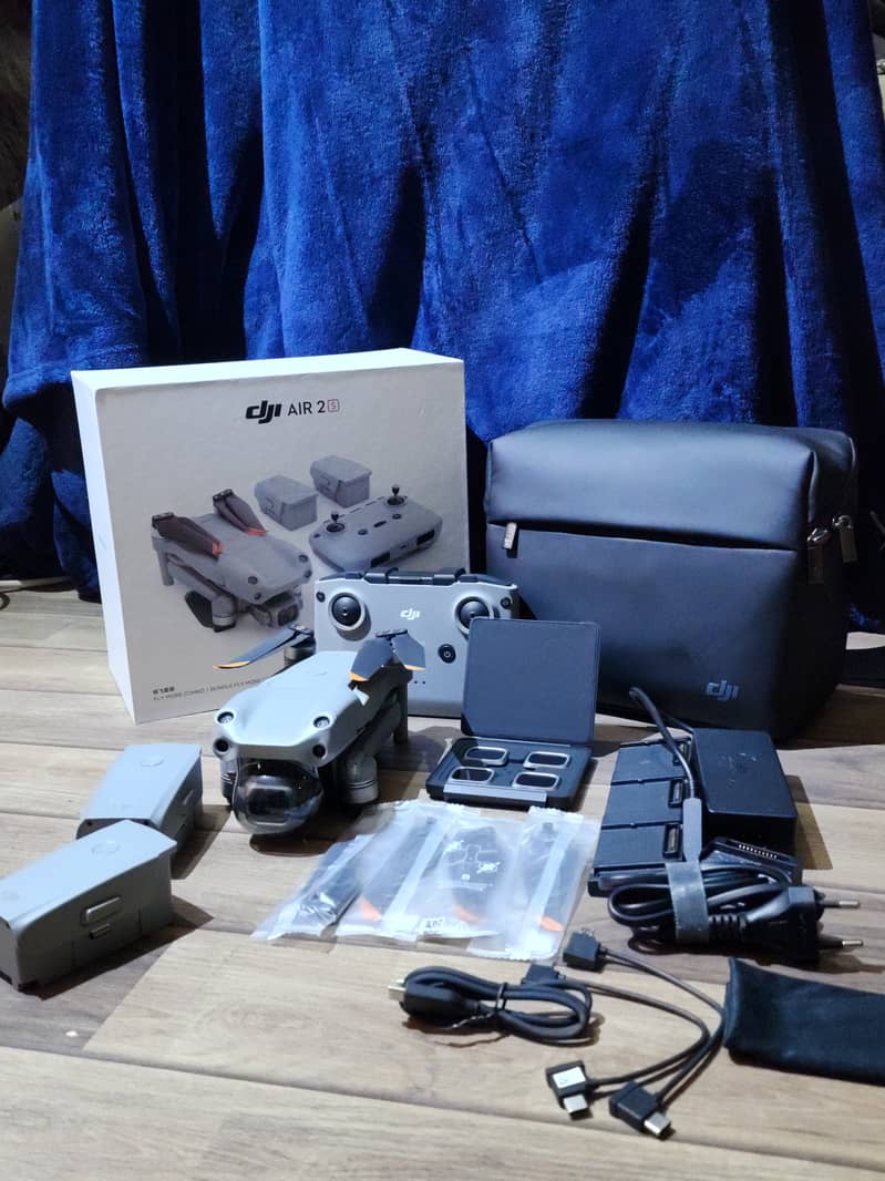 Dji mavic air 2s like brand new few battery cycles 0