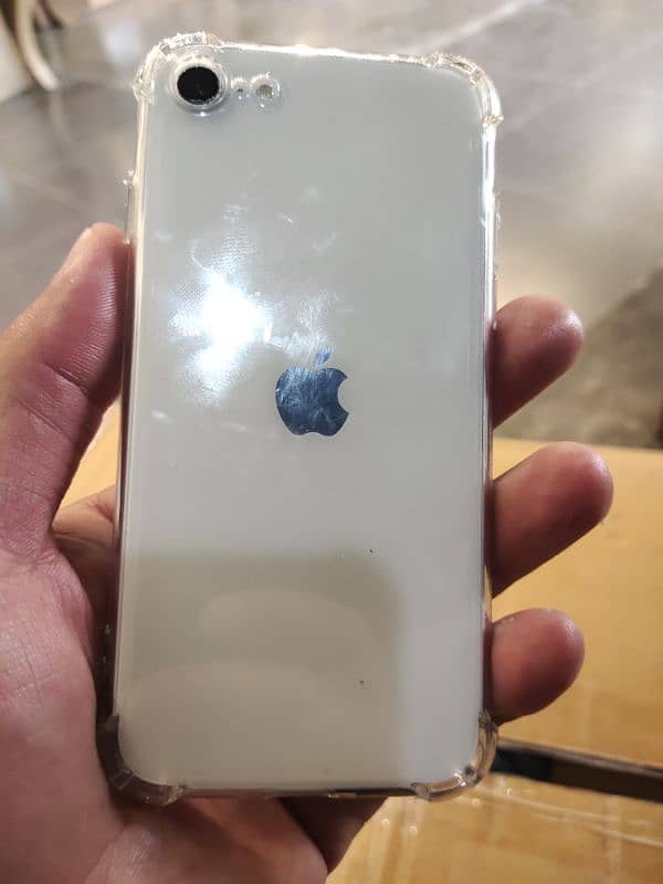 iphone SE2020 0