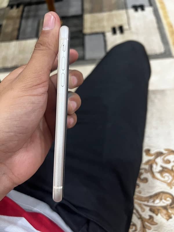 Iphone 11 10/10 non pta 1