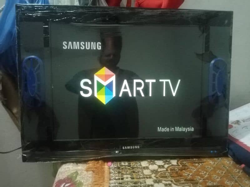 22 inch led tv for sale 13000 0