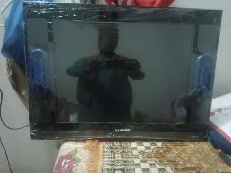 22 inch led tv for sale 13000 1