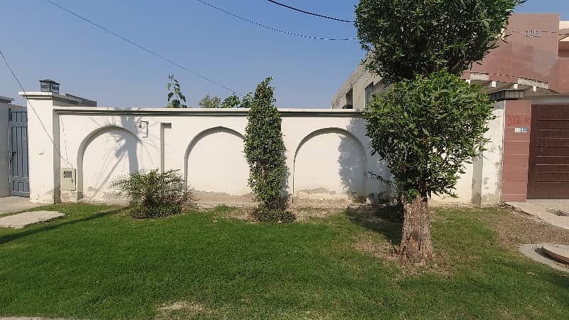 20 Marla Luxury Farm House For Sale In  Khyber  Block Chinar Bagh Lahore, 5