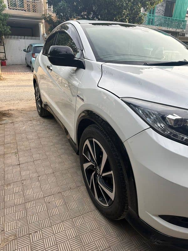 Honda Vezel 2017 13