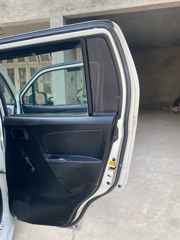 Suzuki Wagon R 2019 14