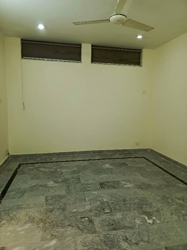 2 Bedrooms Lower Ground Portion For Rent 11