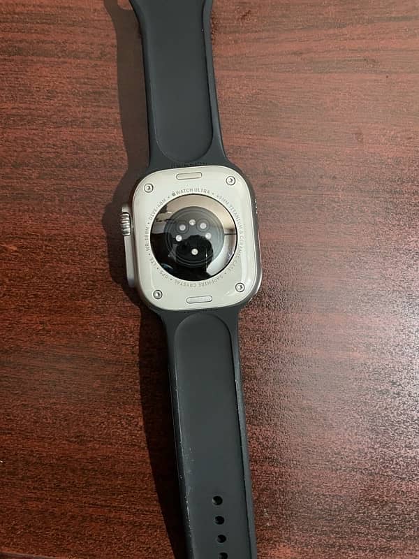 Apple Watch Ultra 1 3