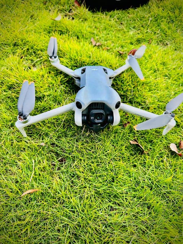 Dji Mini 4 Pro Combo 10/10  condition 5