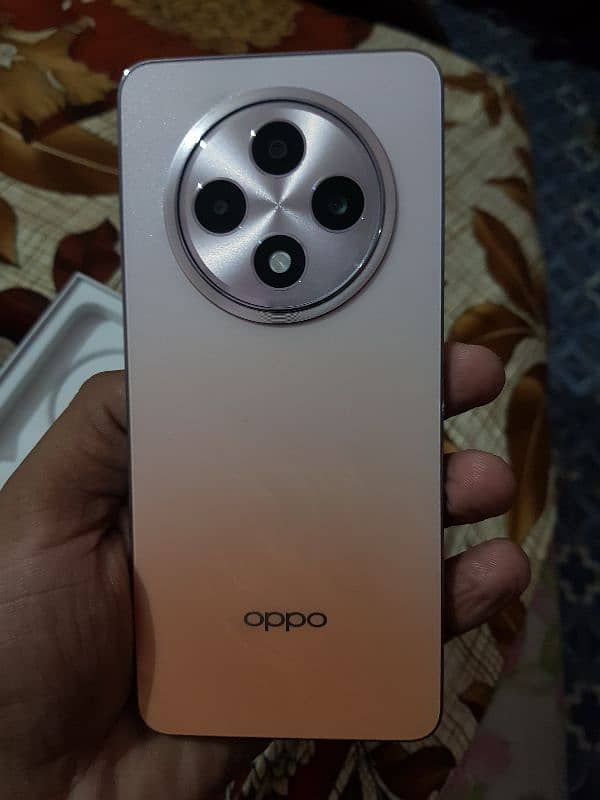 Oppo Reno 12f 1