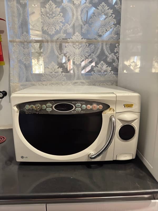 LG Microwave 0