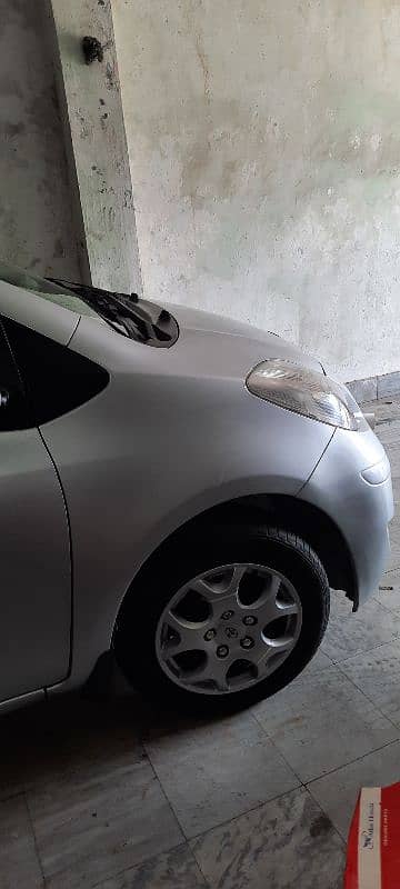 Toyota Vitz 2008 6