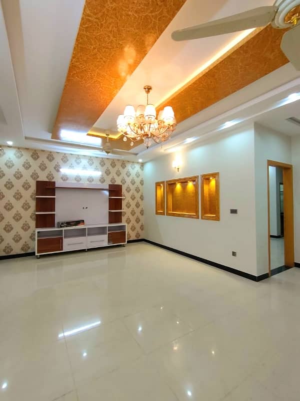 14 Marlas Upper Portion All Facilities Near Market and Park G-13 9