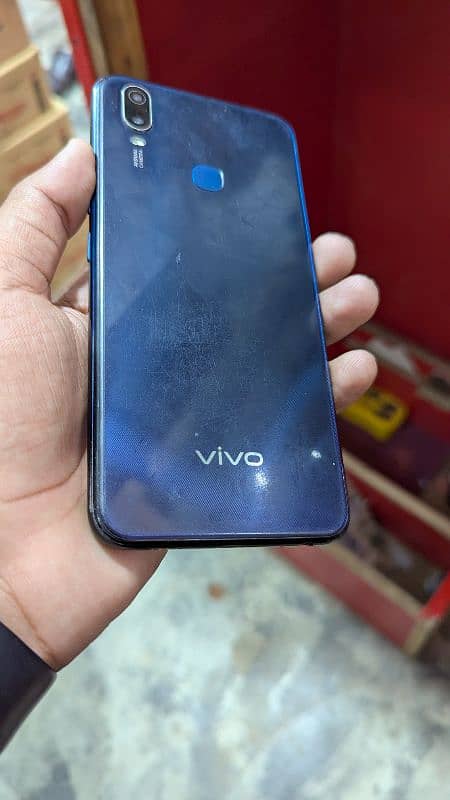 vivo y11 4