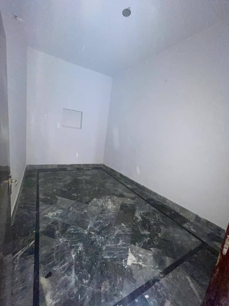 4.15 Marla Houses for Buy in Madina Colony, Lahore 8