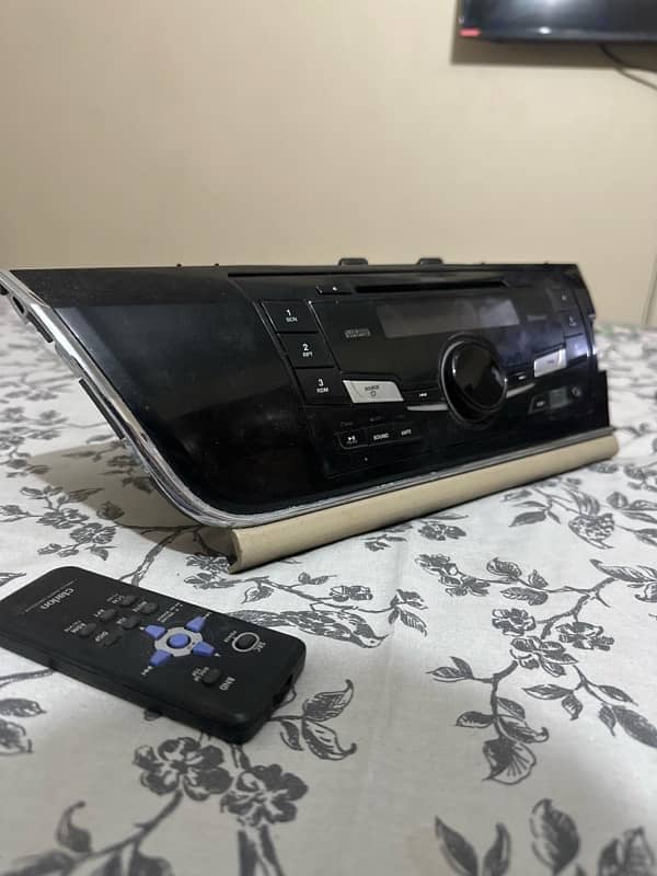 clarion Mp3 player for Toyota Corolla 1