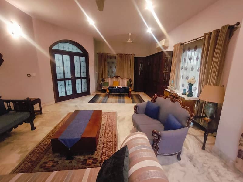 DHA Phase 6 Fully Furnished Artists House Ideal For Weedings 28