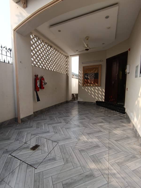 DHA FULLY FURNISHED Luxury House For Short And Long Term 20