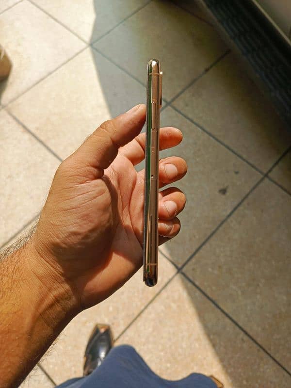 iphone xs dual PTA 5