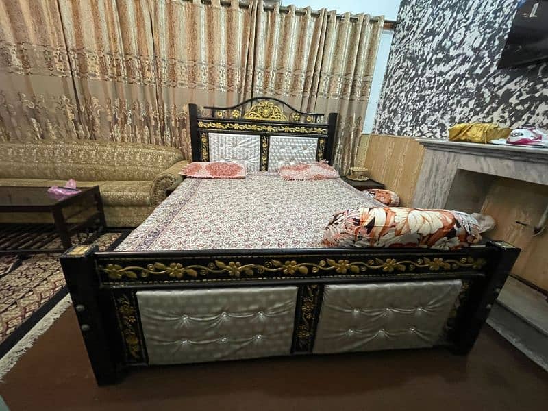 iron Medium size bed 0