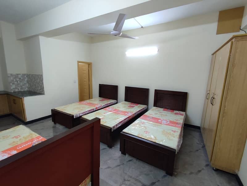 Hostel Room For Rent Near GT Road 1