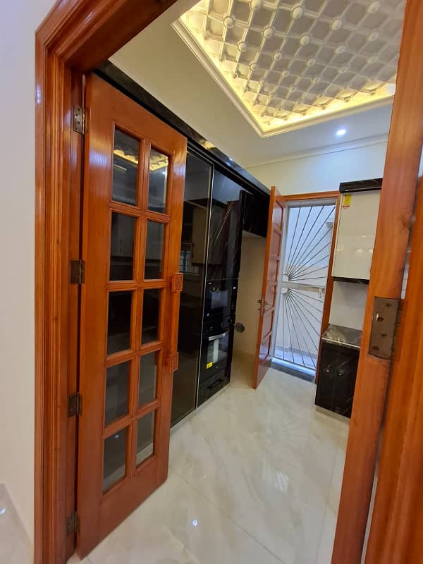 10 Marla House For Sale In Paragon City Lahore 4