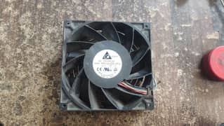 12 V dc fan