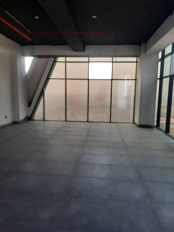 836 Square Feet Commercial Space For Office Available On Rent At Prime Location Of New Blue Area 16