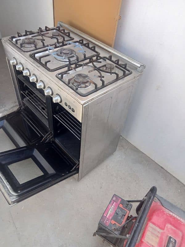 cooking stove with oven 1