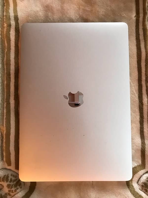 MacBook Pro 2017 1