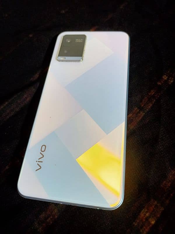 Vivo Y21 4Gb 64Gb Good Condition with Box 1