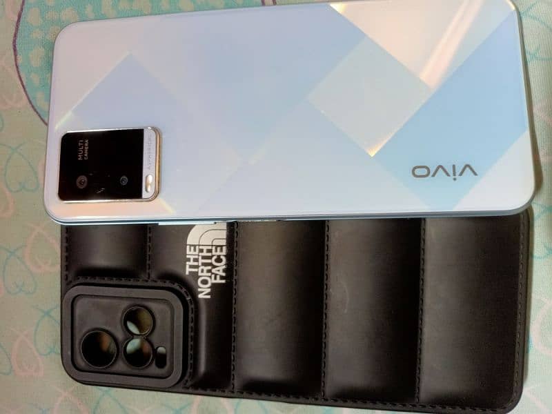 Vivo Y21 4Gb 64Gb Good Condition with Box 5