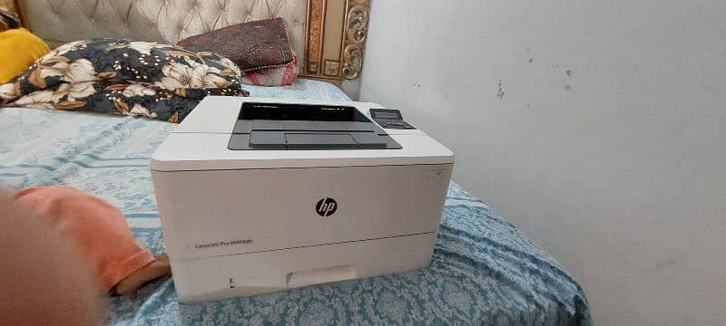 HP Laser Jet Pro M404dn 3