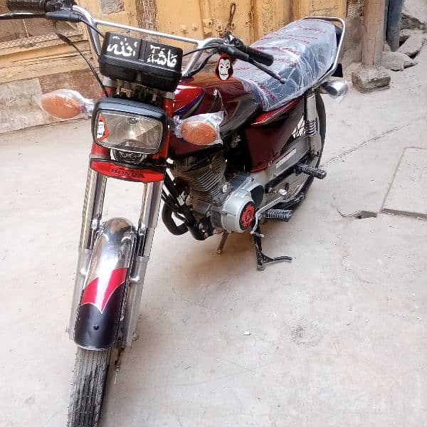 Honda CD70 8