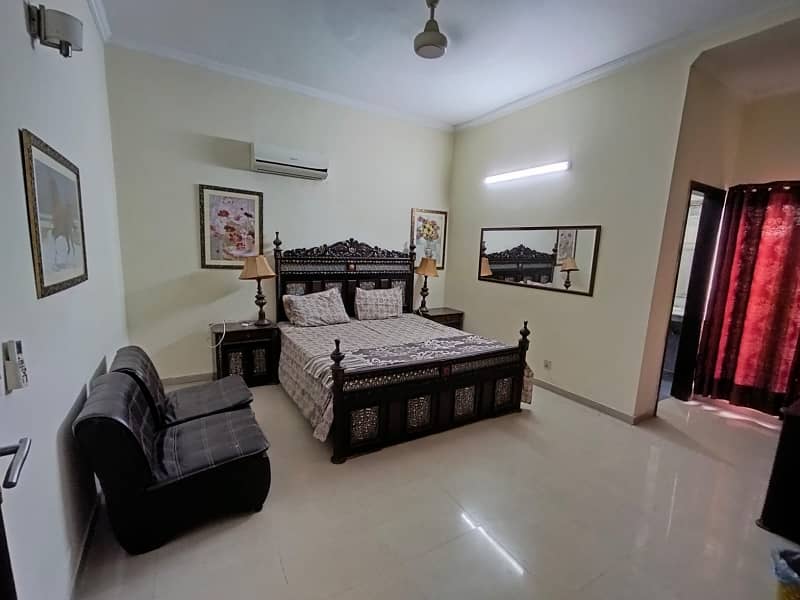 DHA FURNISHED GUEST House short and long term it's per Day rent 2