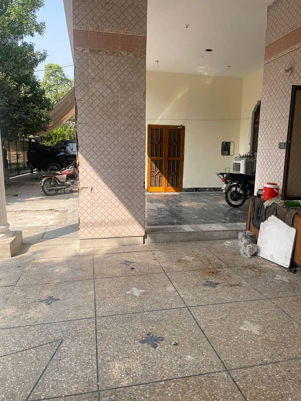 1 Kanal Upper portion is For rent in Wapda Town Lahore. 0