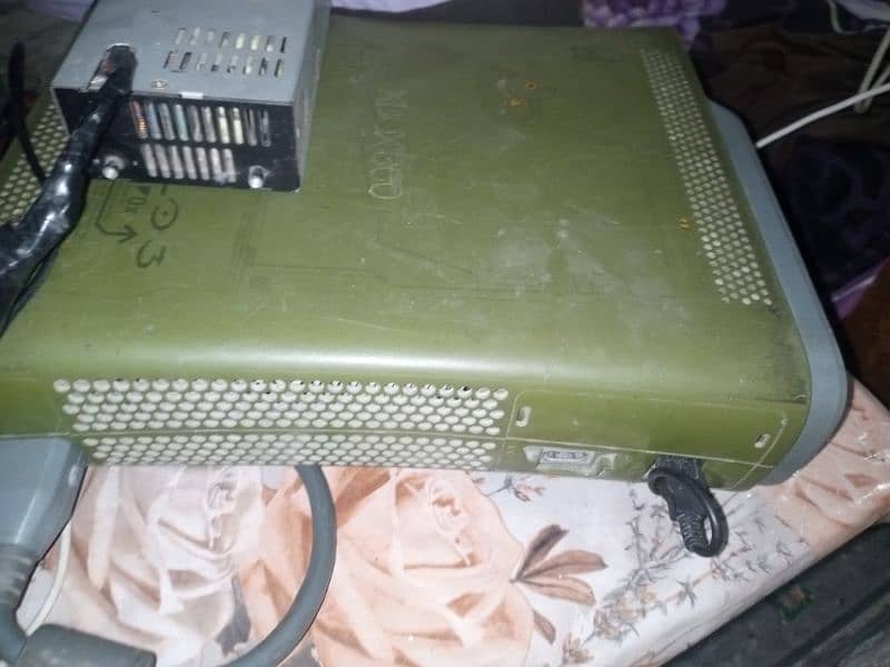 XBOX 360 WITH 43 GAMES 2 CONTROLER ONLY FAISLABAD 4