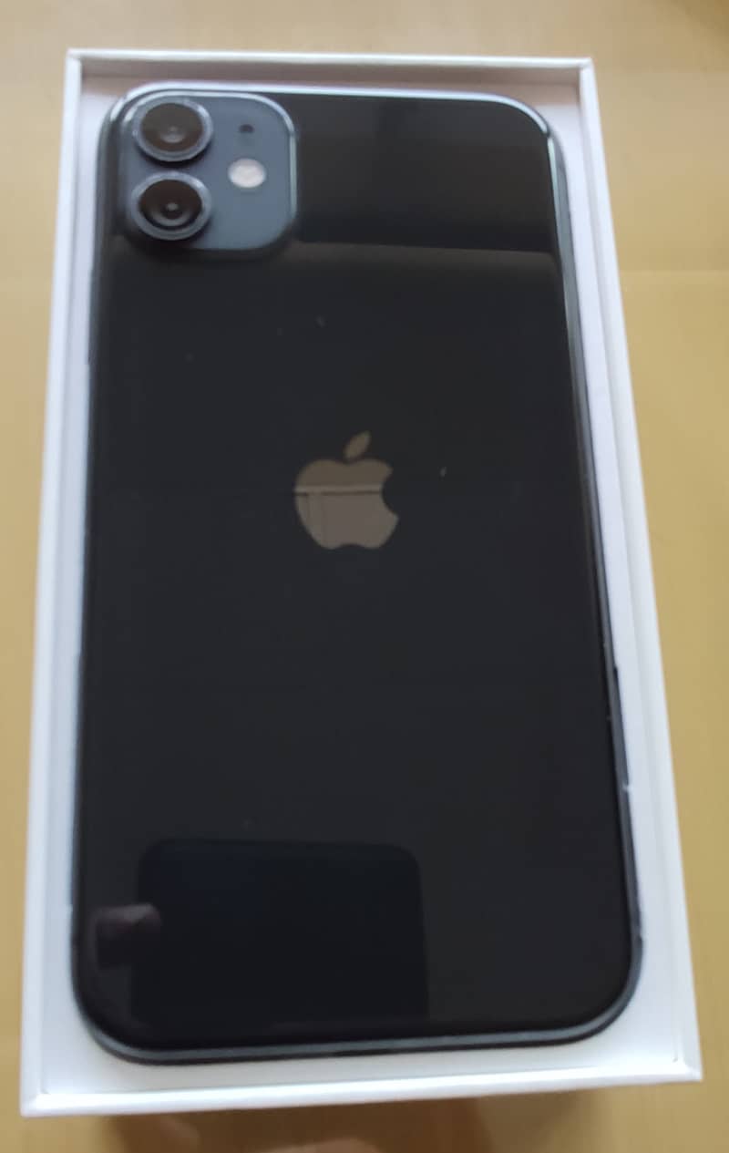 Iphone 11, PTA Approve, 64gb, Black, Great Condition, Box 2