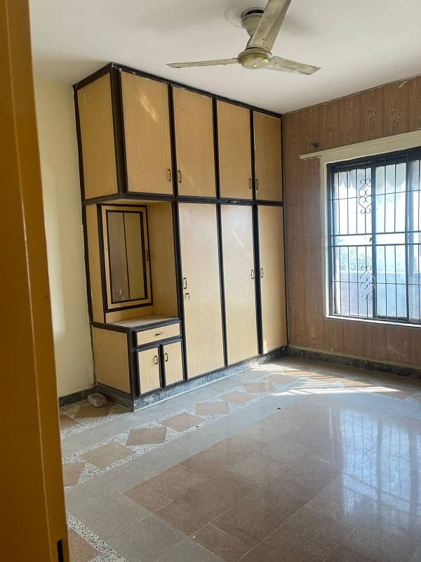 1 kanal upper portion is available for rent in wapda town phase 1 5